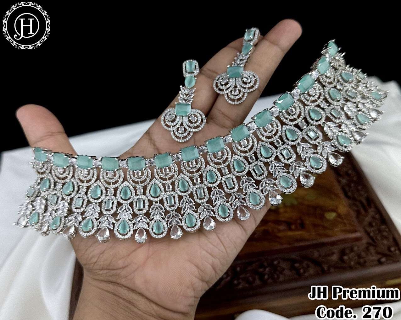 Sai Saravana Fashion World